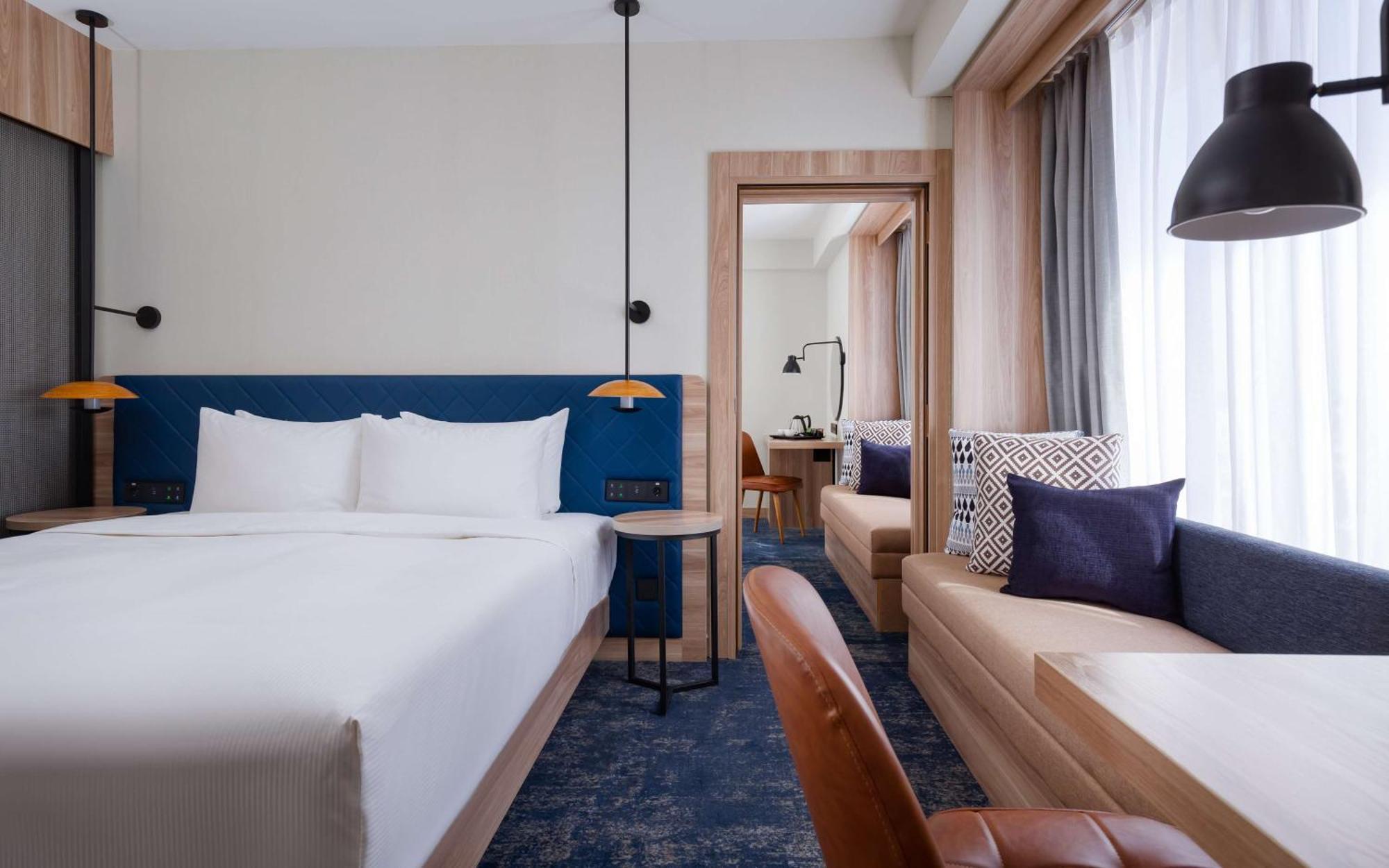 Hilton Garden Inn Самарканд Экстерьер фото