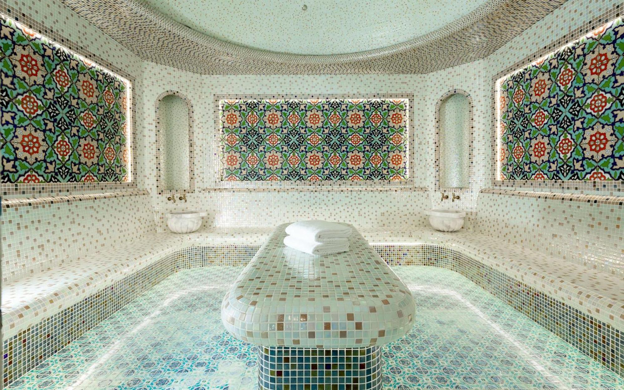 Hilton Garden Inn Самарканд Экстерьер фото