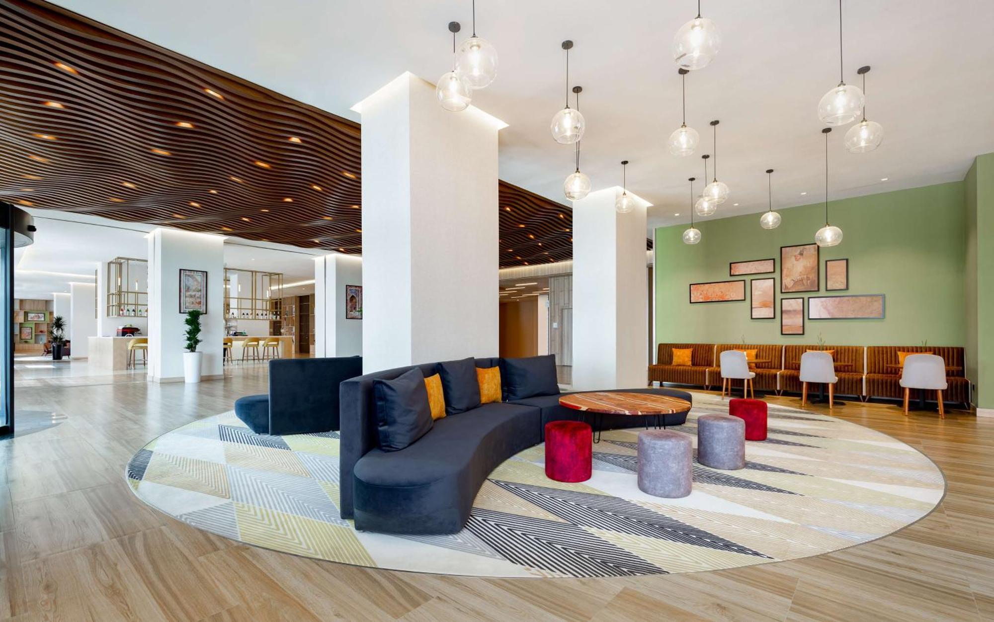 Hilton Garden Inn Самарканд Экстерьер фото