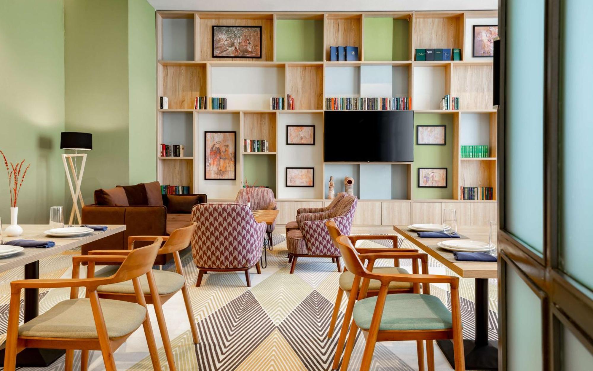 Hilton Garden Inn Самарканд Экстерьер фото