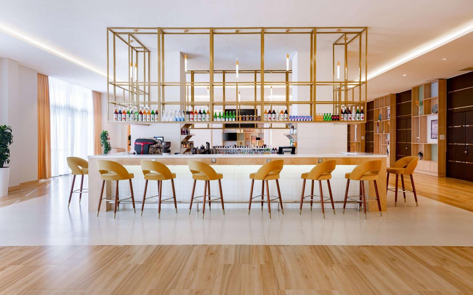 Hilton Garden Inn Самарканд Экстерьер фото